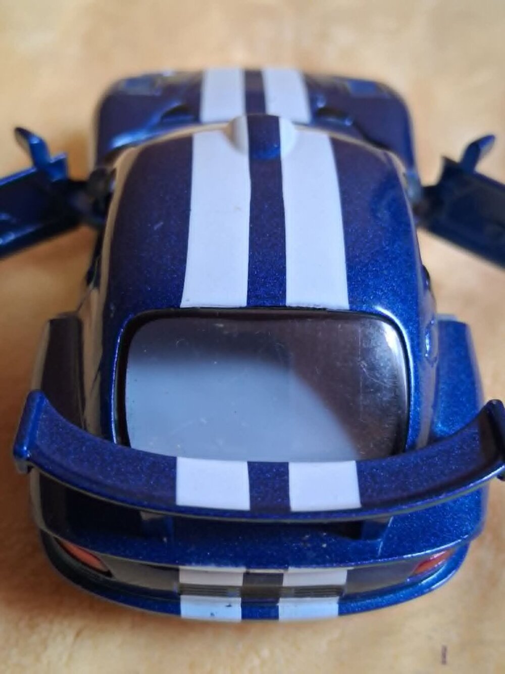 KINSMART BLUE VIPER-GTSR DIE CAST - Picture 3 of 4
